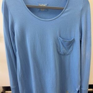 Lilly Pulitzer Luxletic Kerah Lounge Tee in the color Oxford Blue